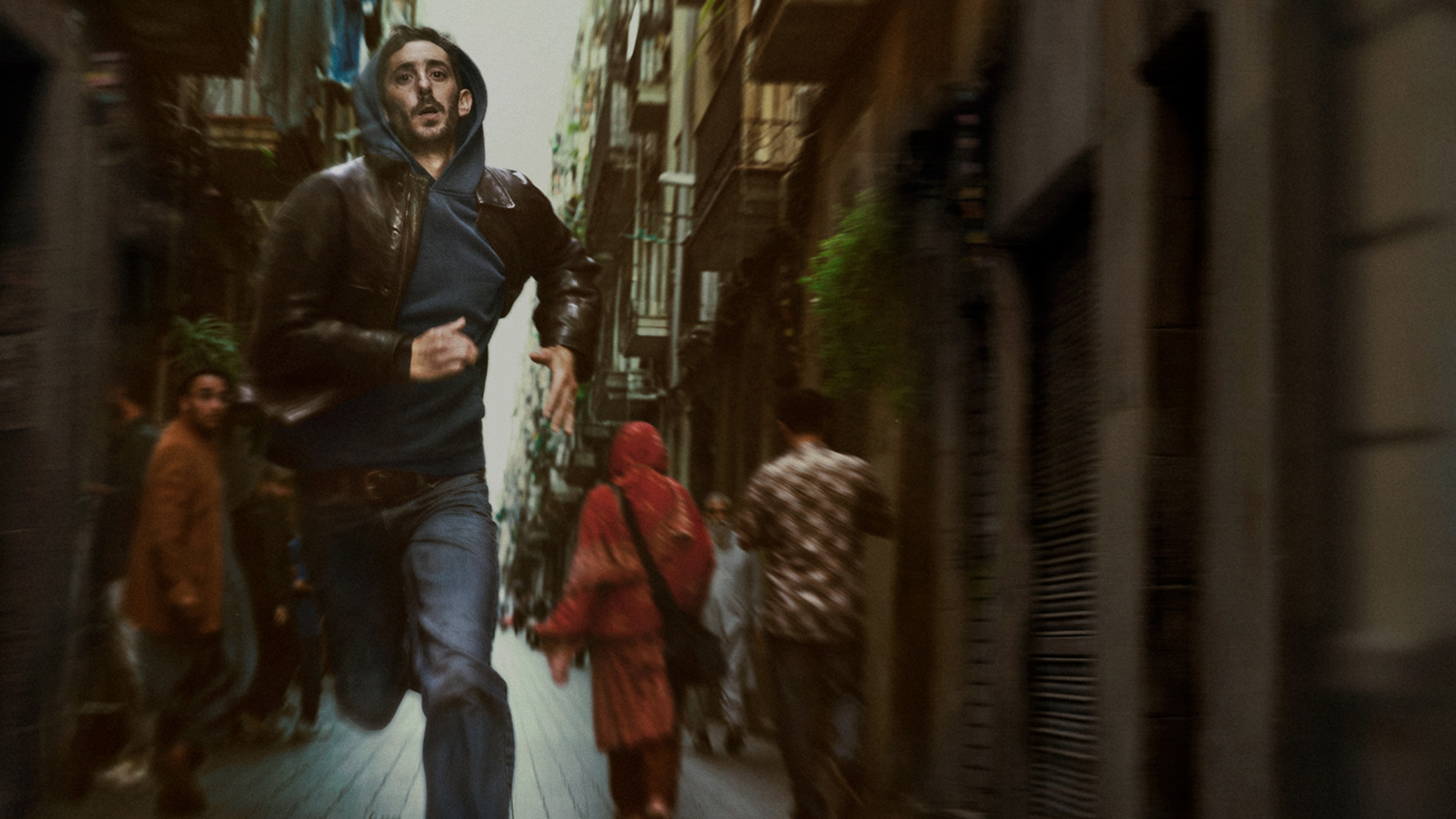 Ravalear una pelicula sobre el Raval un barrio de Barcelona